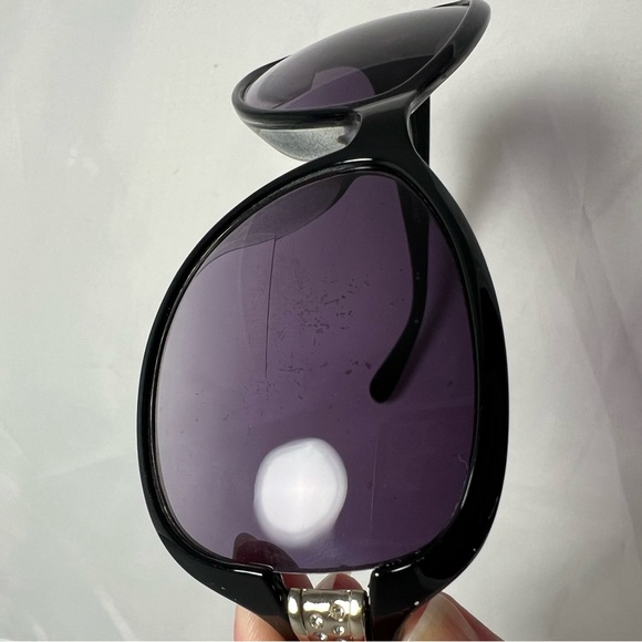 Foster Grant Large Black Sunglasses with Bifocals - Picture 4 of 9